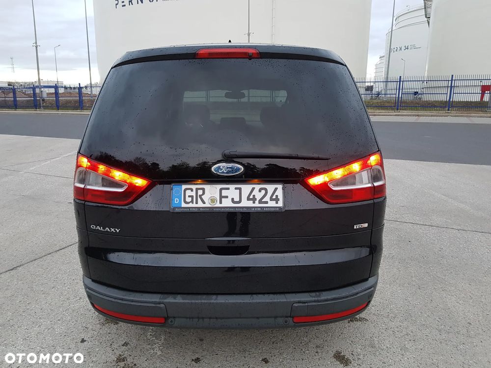 Ford Galaxy 2.2 TDCi DPF Titanium - 7