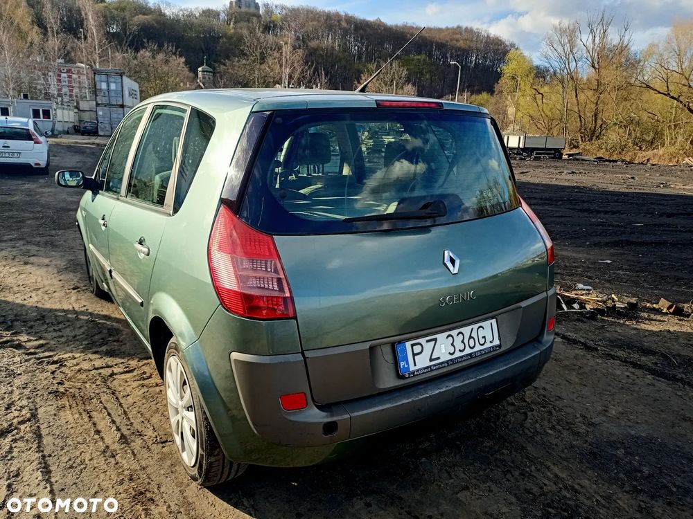Renault Scenic 1.6 16V Privilege - 3