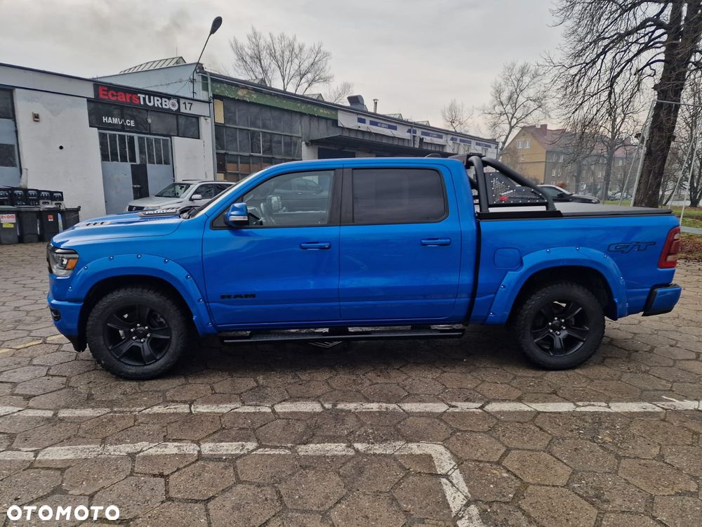 RAM 1500 5.7 Crew Cab Laramie - 9