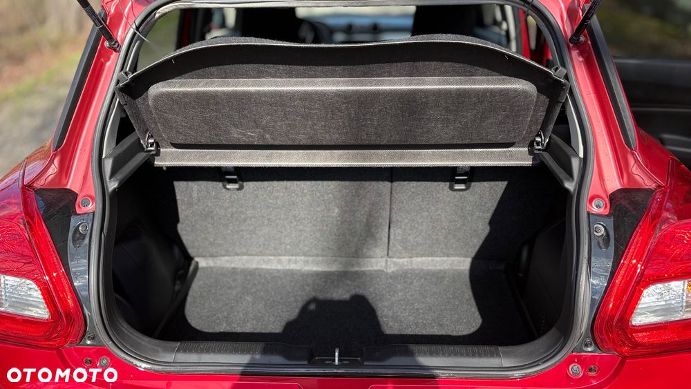 Suzuki Swift 1.2 Premium Plus - 10