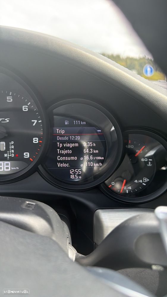 Porsche 911 (991) Carrera 4 GTS PDK - 29