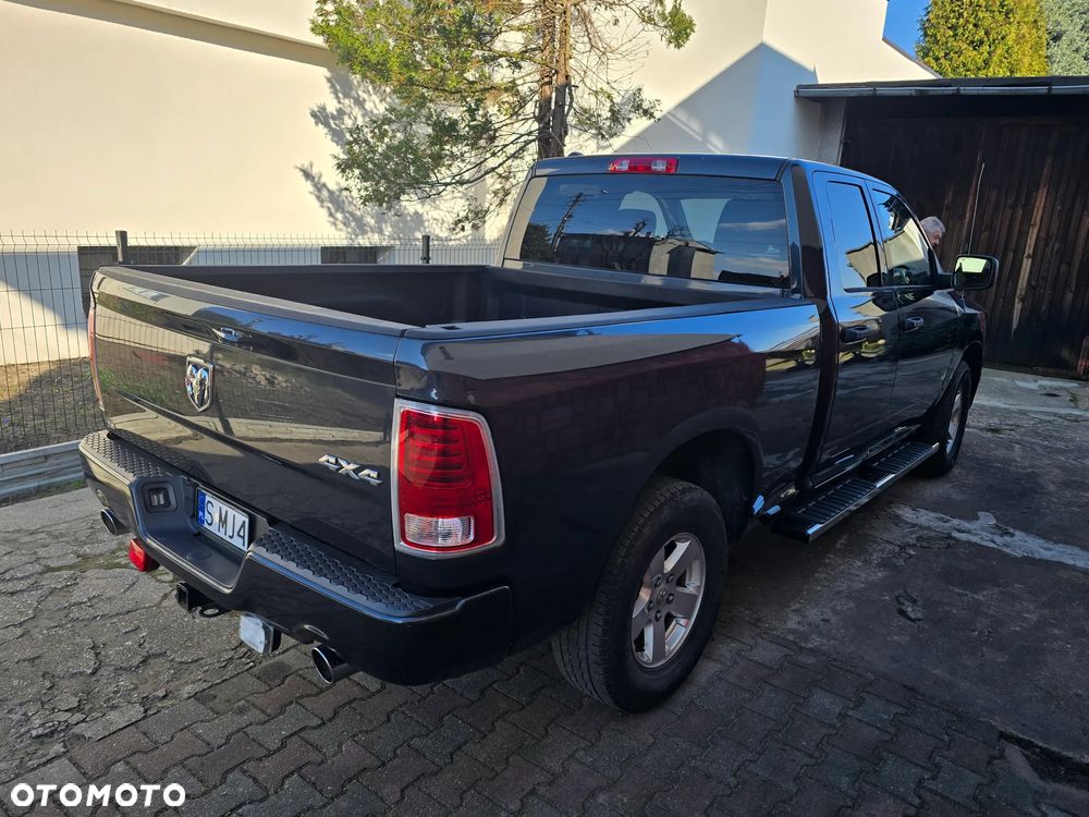 Dodge RAM - 6
