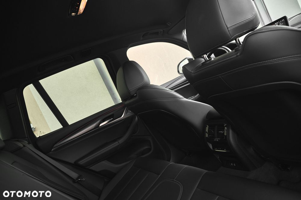 BMW X3 sDrive18d M Sport - 7