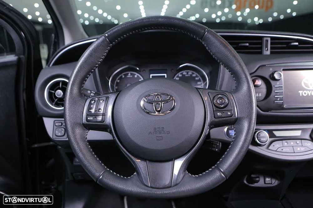 Toyota Yaris 1.0 VVT-i 20 Anos - 7