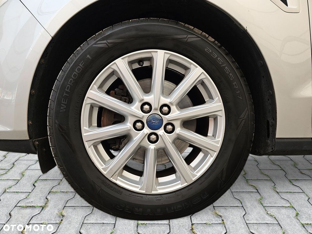 Ford S-Max - 10