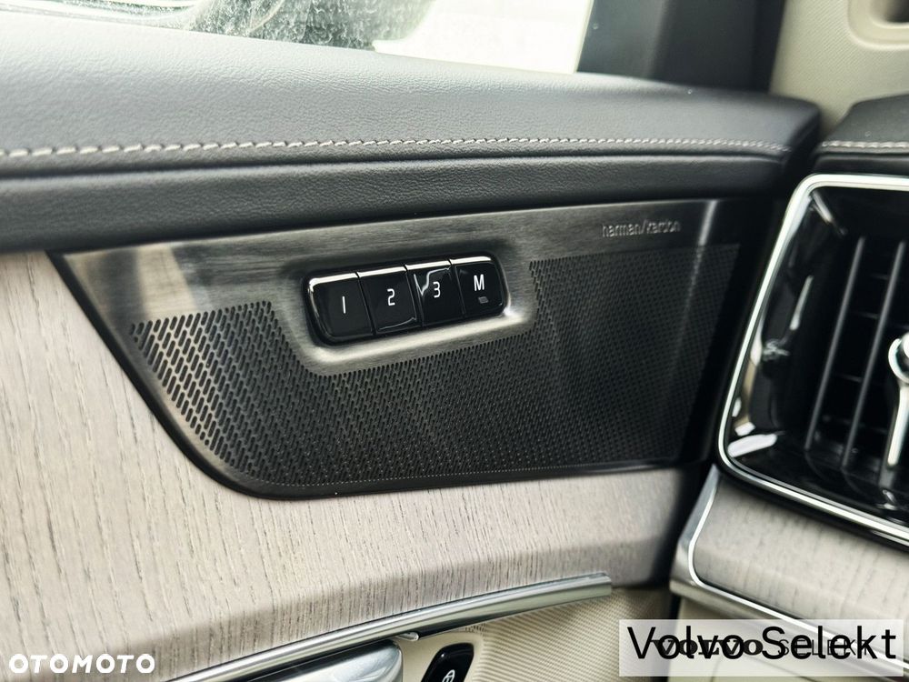 Volvo XC 90 - 36