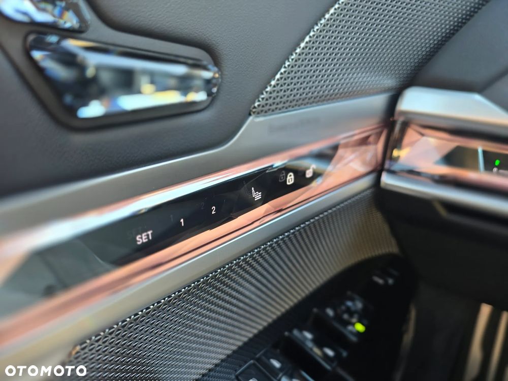 BMW Seria 7 - 13