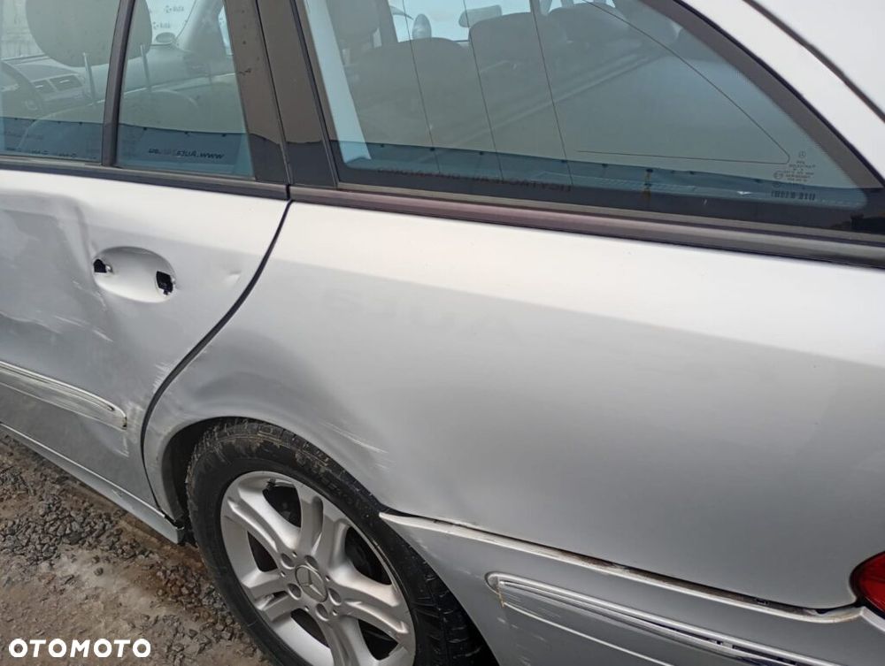 Mercedes-Benz Klasa E 220 CDI Avantgarde DPF - 21