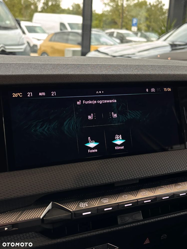 DS Automobiles N°4 1.2 mHEV Pallas eDCS6 - 13
