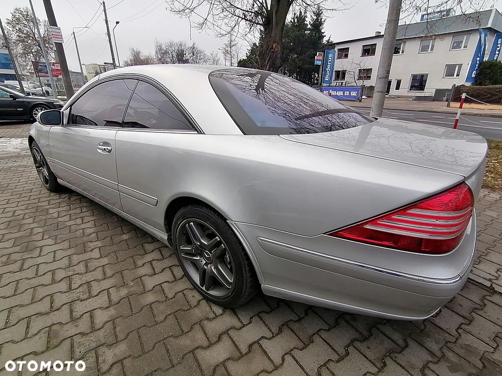 Mercedes-Benz CL 600 - 12