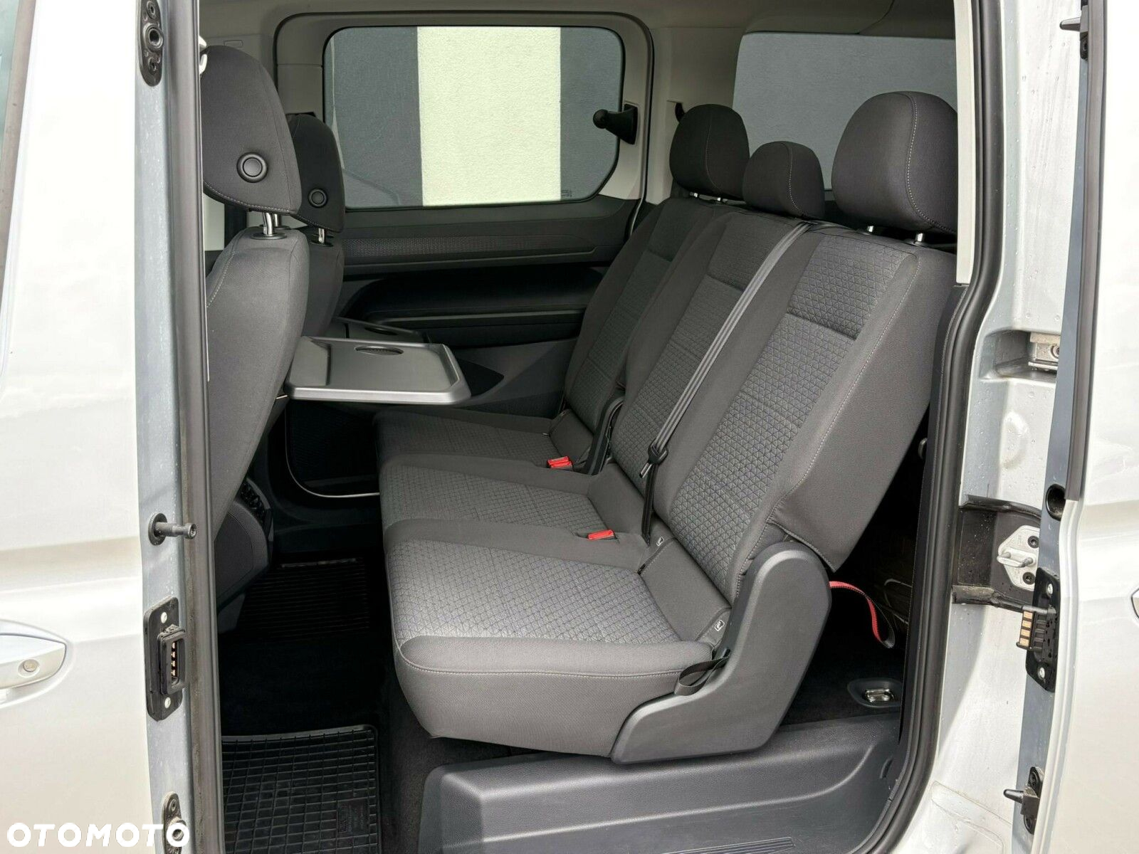 Ford Tourneo Connect 2.0 EcoBlue Titanium - 14