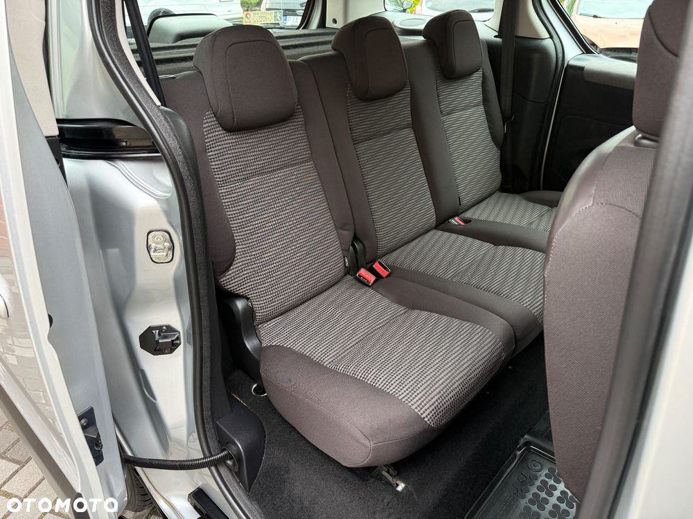 Peugeot Partner - 15