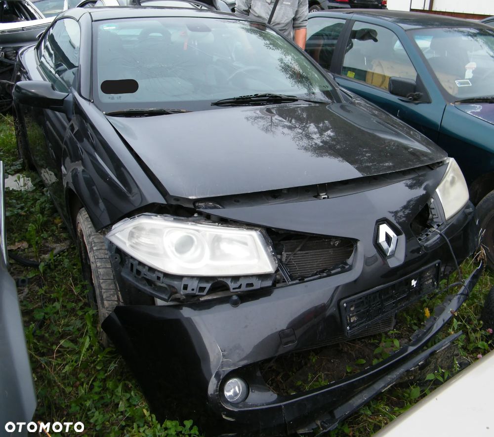 Renault Megane II CC 2.0 134KM. Silnik F4R770 skrzynia ND0014 lakier NV676 - 1