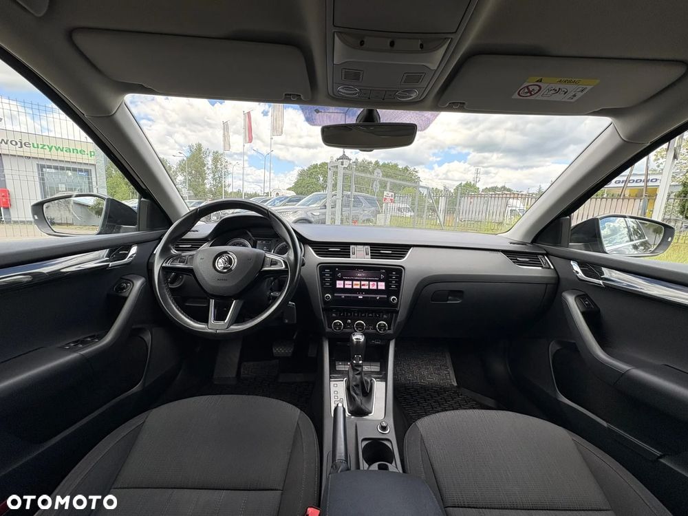 Skoda Octavia 2.0 TDI SCR Style DSG - 22