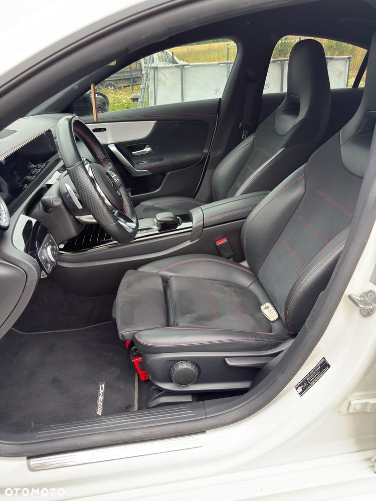 Mercedes-Benz CLA 200 AMG Line 7G-DCT - 16