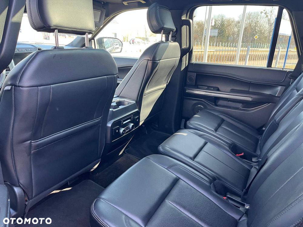 Ford Expedition - 20
