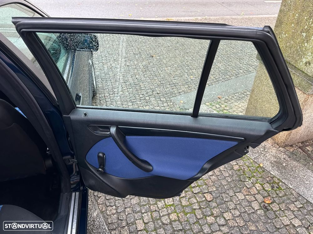 Mercedes-Benz C 220 - 17