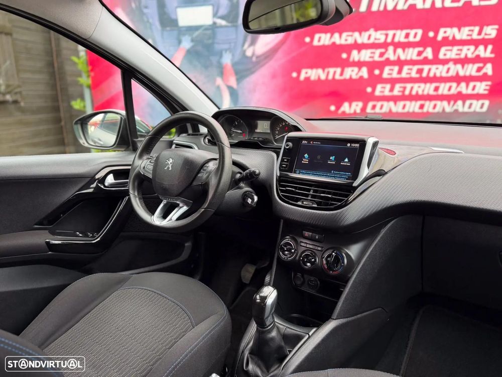 Peugeot 208 1.6 BlueHDi Style - 14