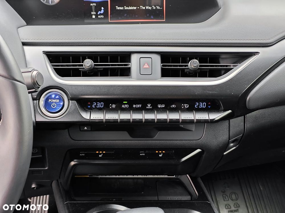 Lexus UX 250h GPF Prestige AWD - 19