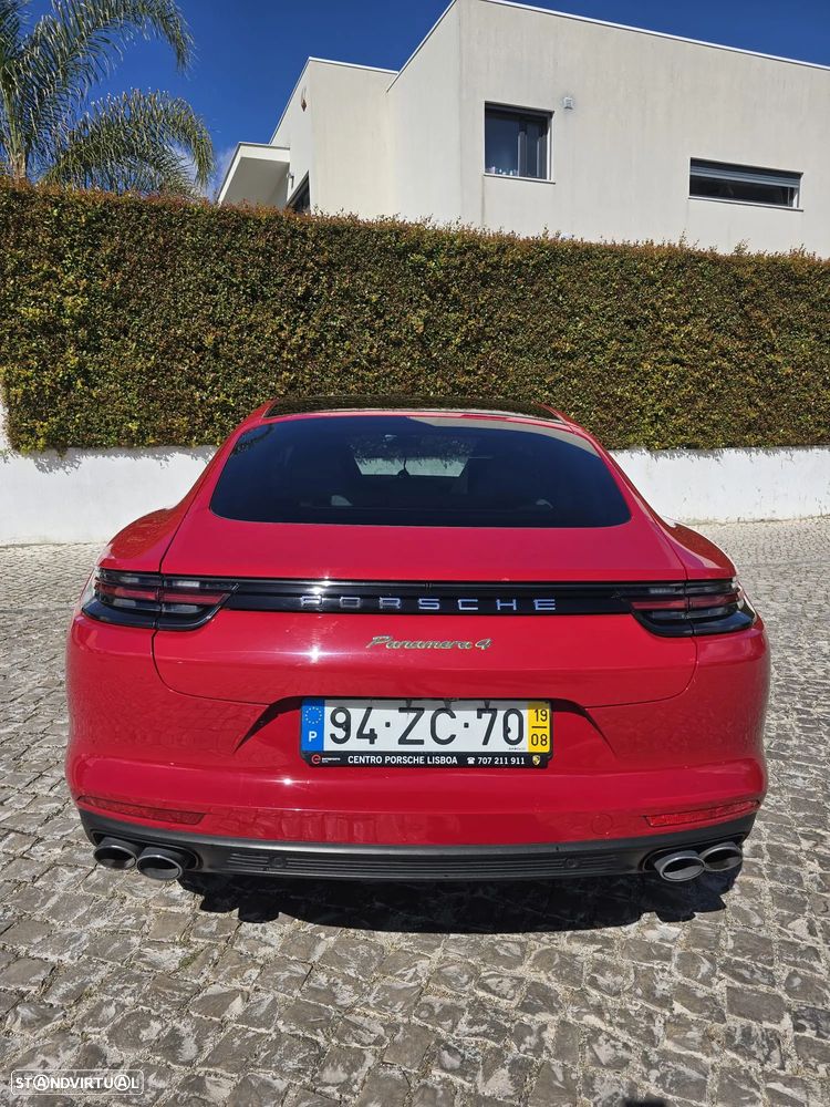 Porsche Panamera 4 E-Hybrid - 11