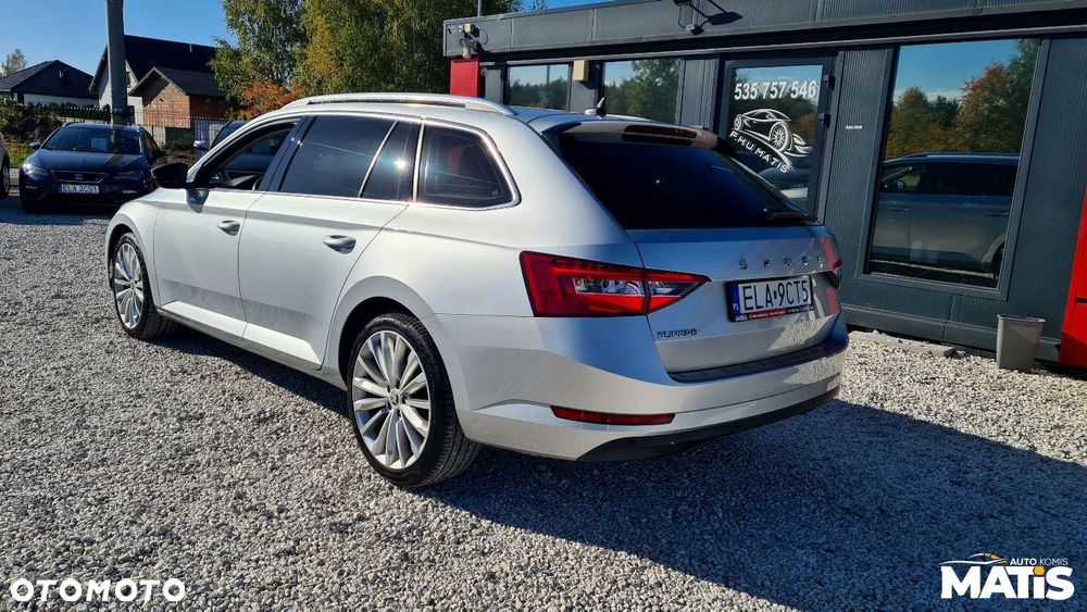 Skoda Superb 2020 photo 2