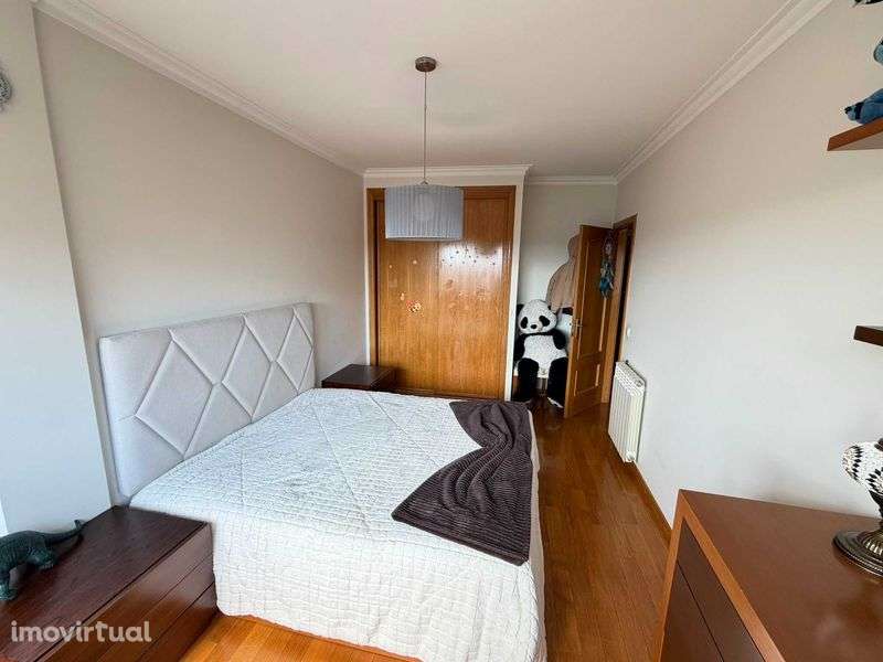 Apartamento t3 à venda na Rua António Sampaio, 29 - Grande imagem: 4/12