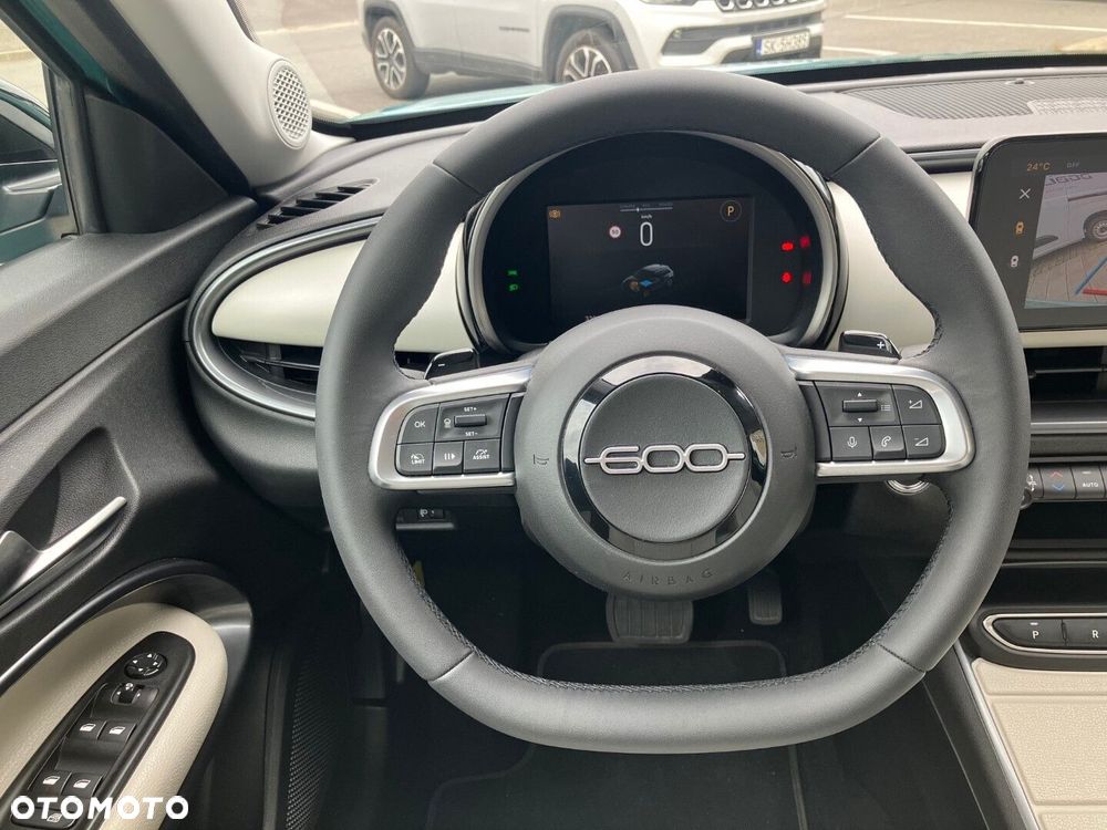 Fiat 600 1.2 Turbo La Prima eDCT - 12