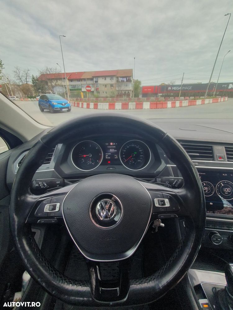 Volkswagen Tiguan 2.0 TDI SCR 4Motion DSG Comfortline - 6