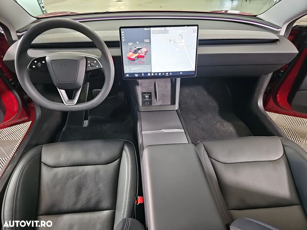Tesla Model 3 Long Range - 10