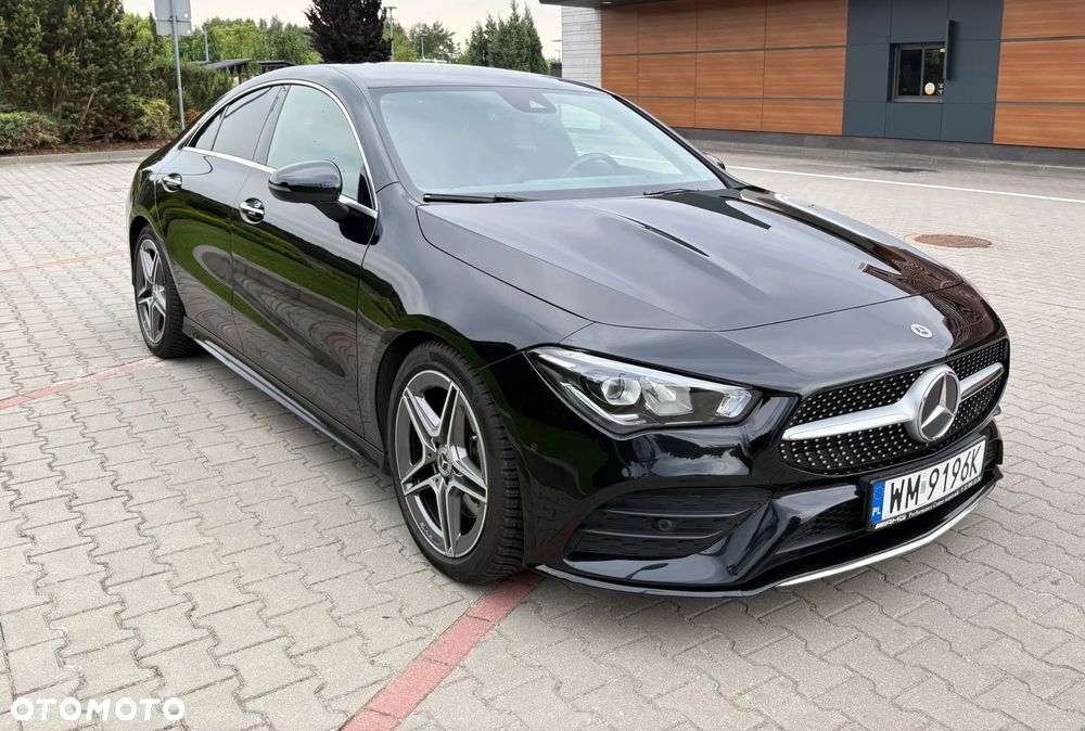 Mercedes-Benz CLA 220 4-Matic AMG Line 7G-DCT - 2