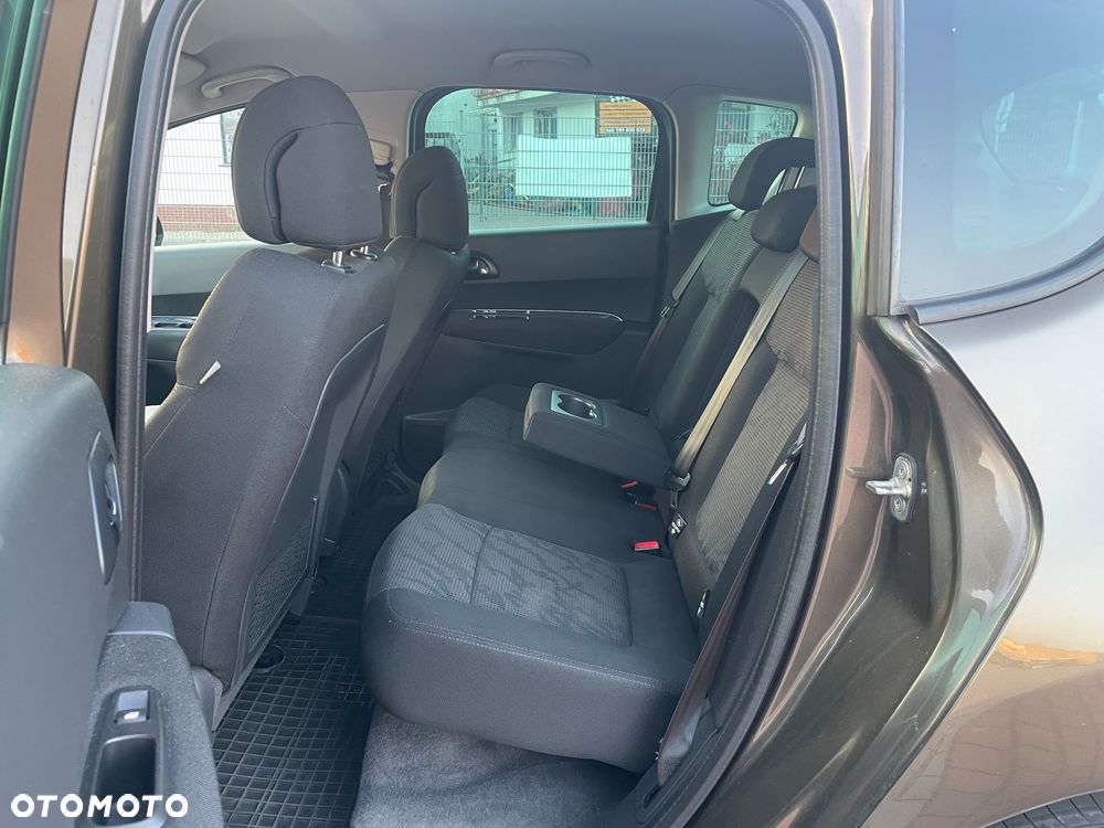 Peugeot 3008 - 12