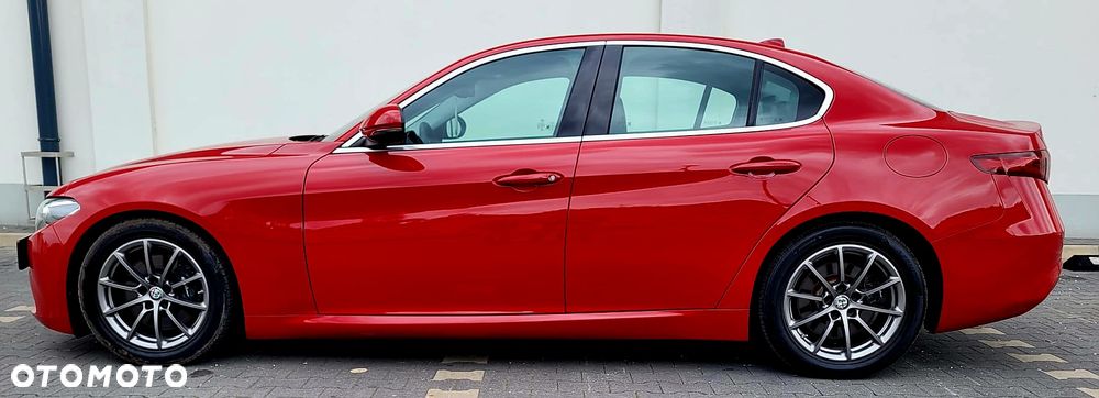 Alfa Romeo Giulia - 4