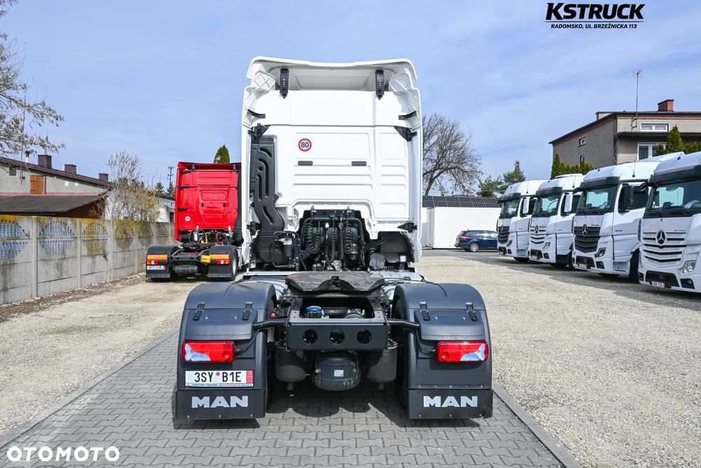 MAN TGX - 8