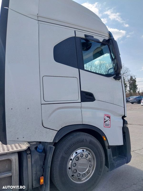 Iveco S-WAY - 2