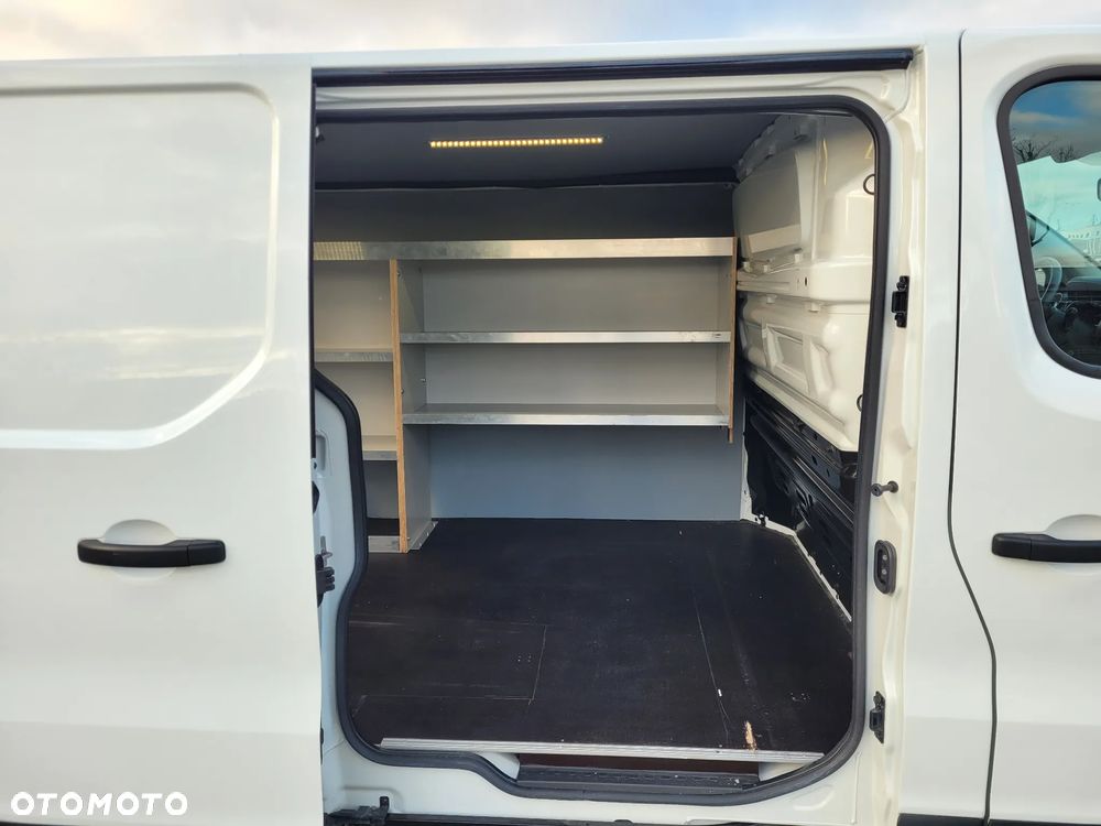 Renault Trafic LONG REGAŁ KLIMA KAMERA TEMPOMAT FV23% - 19