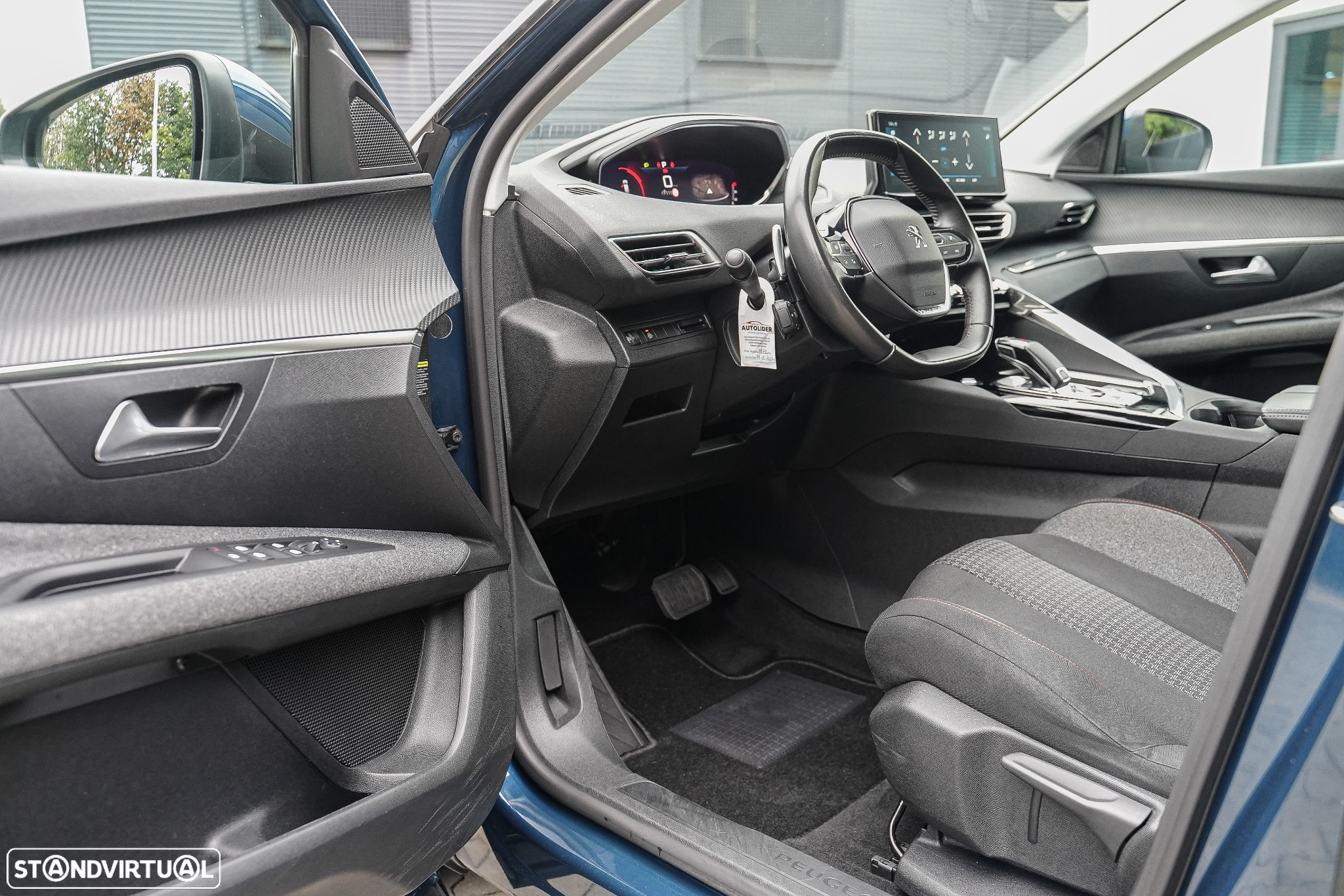 Peugeot 3008 PureTech 130 Stop & Start GPF EAT8 Active Business-Pack - 26