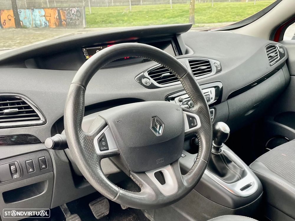 Renault Scénic Energy dCi 110 S&S Bose Edition - 11