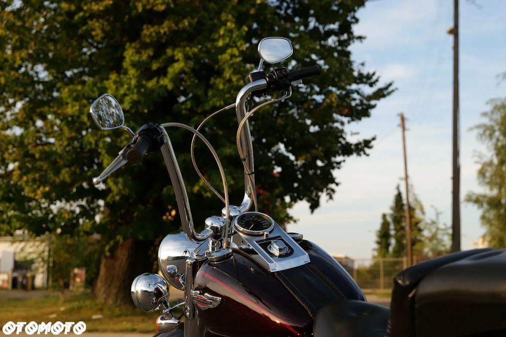 Harley-Davidson Softail Deluxe - 5