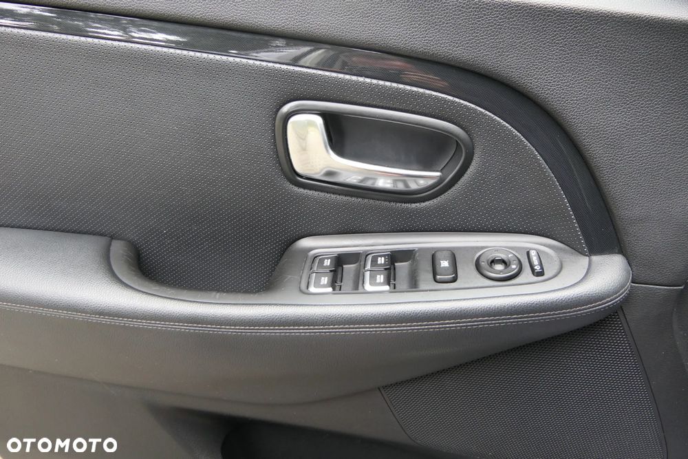 Kia Carens 1.6 GDI L 7os - 29