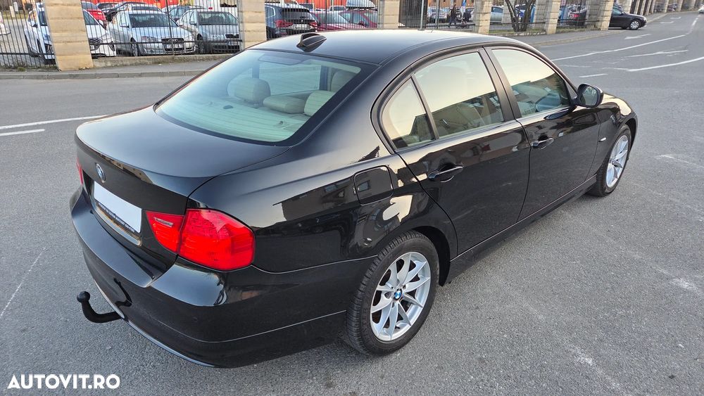 BMW Seria 3 320d DPF - 3