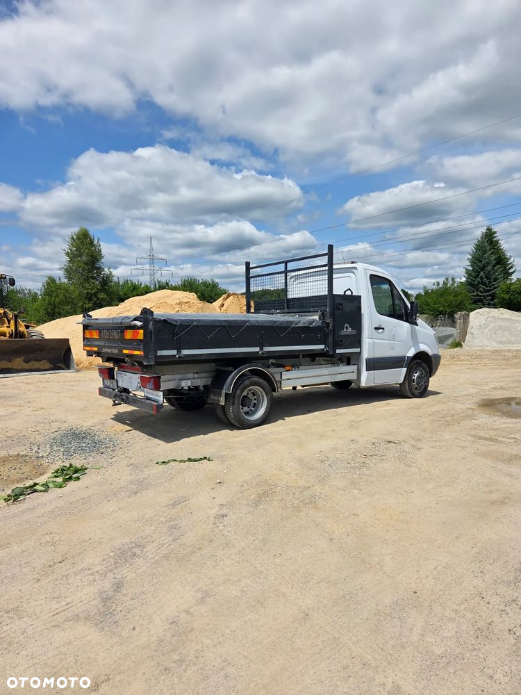 Mercedes-Benz Sprinter - 4