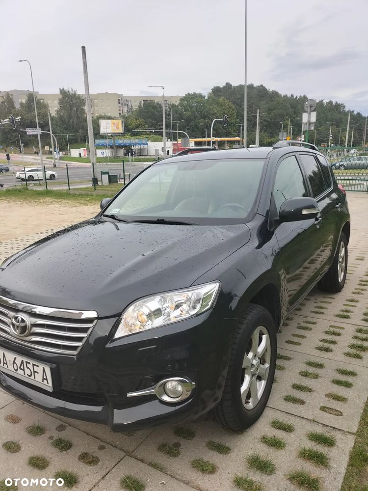 Toyota RAV4 - 4