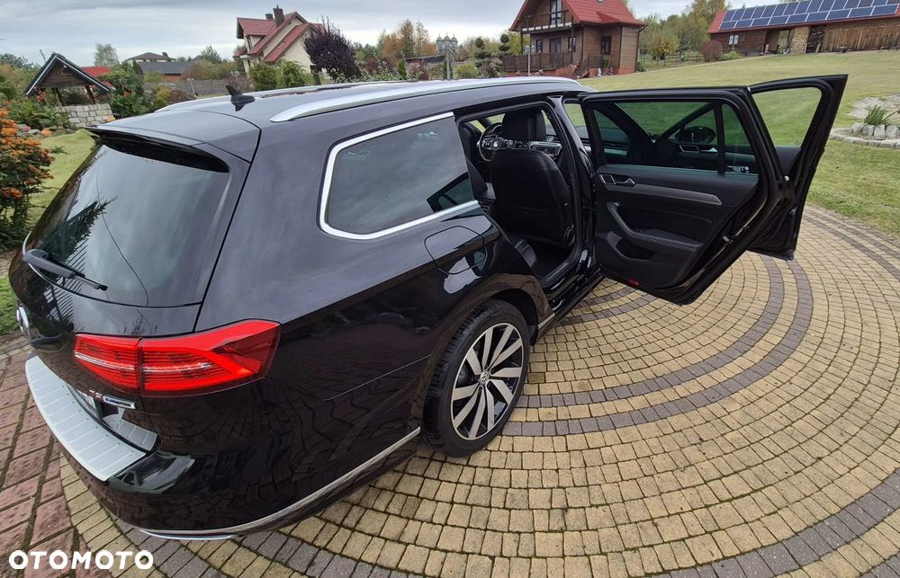 Volkswagen Passat - 22