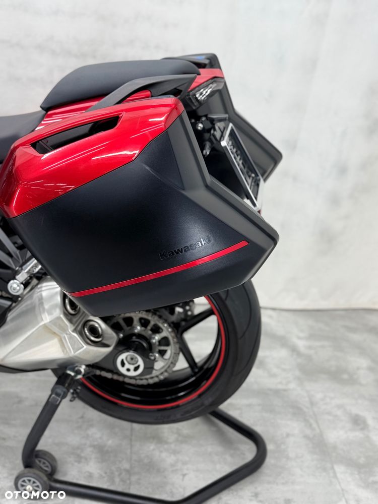 Kawasaki Ninja 1000 SX - 9