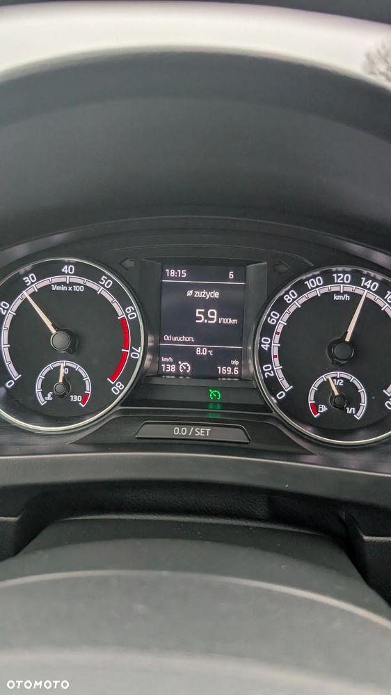 Skoda RAPID 1.0 TSI Style - 19
