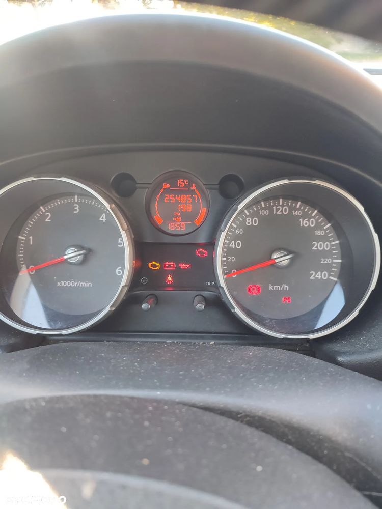Nissan Qashqai 1.5 dCi Tekna - 4