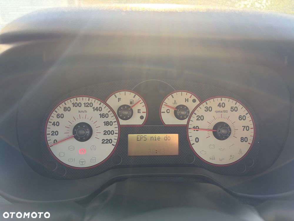 Fiat Punto 1.4 16V Sporting - 31