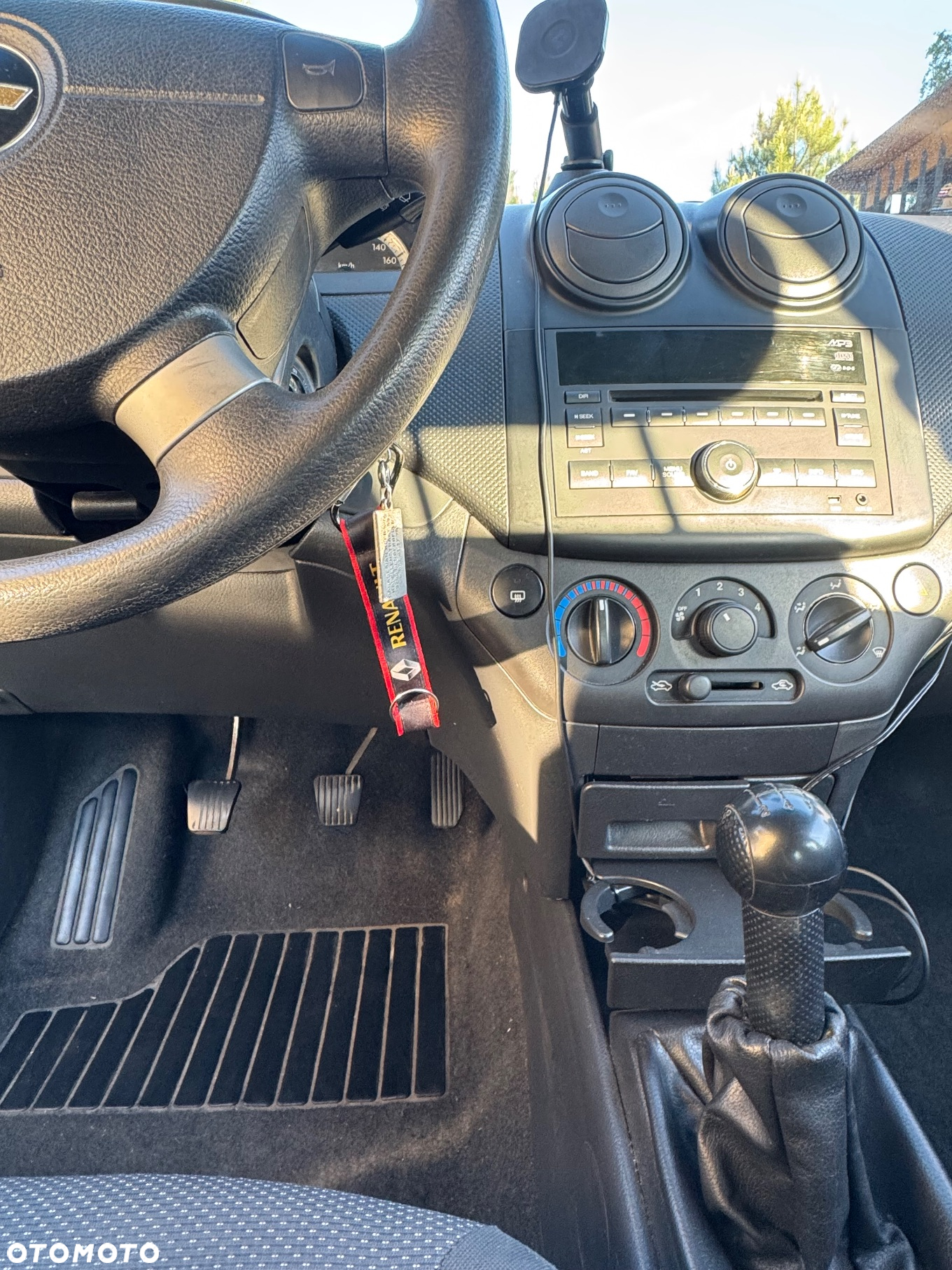 Chevrolet Aveo 1.2 - 8