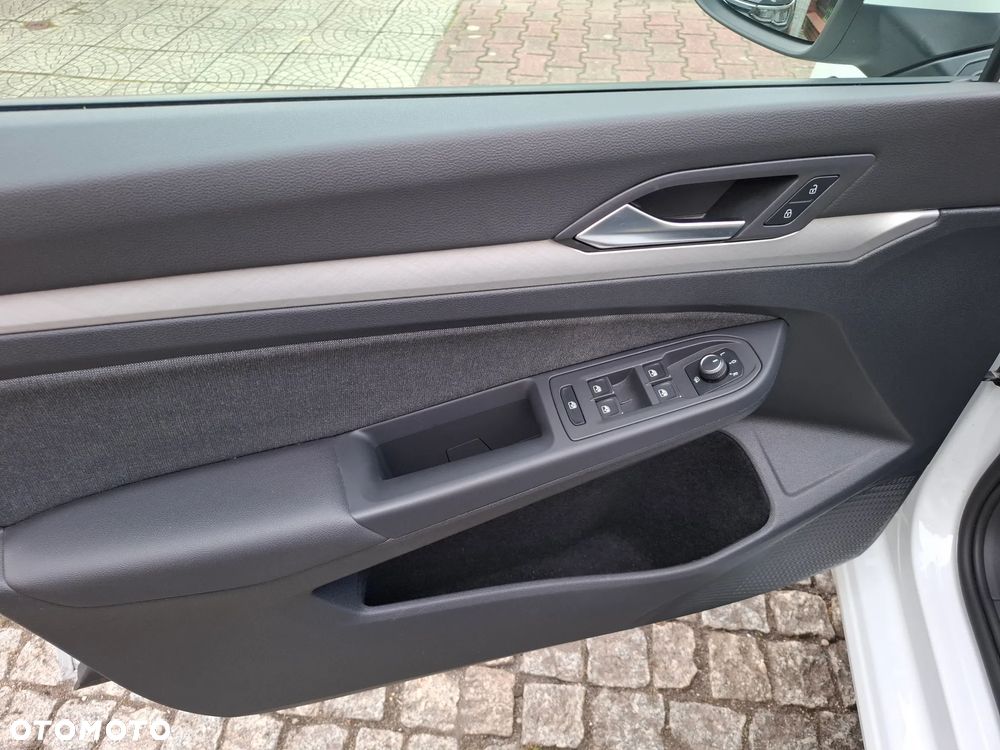 Volkswagen Golf 1.5 TSI EVO Life - 31