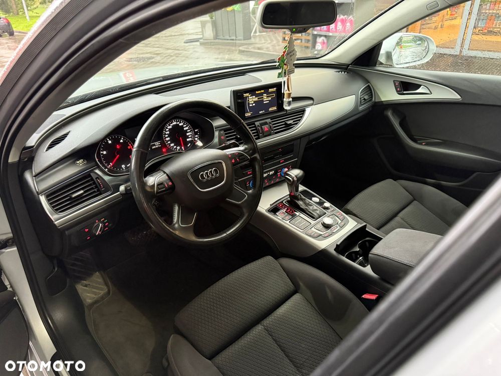 Audi A6 - 4